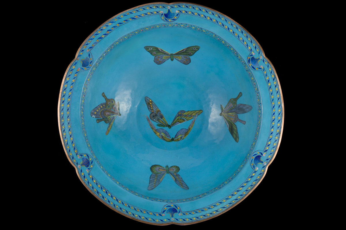 Qianlong Canton butterflies dish