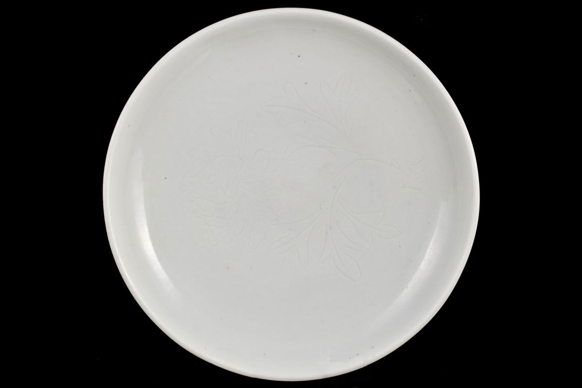 Ming Blanc de Chine saucer