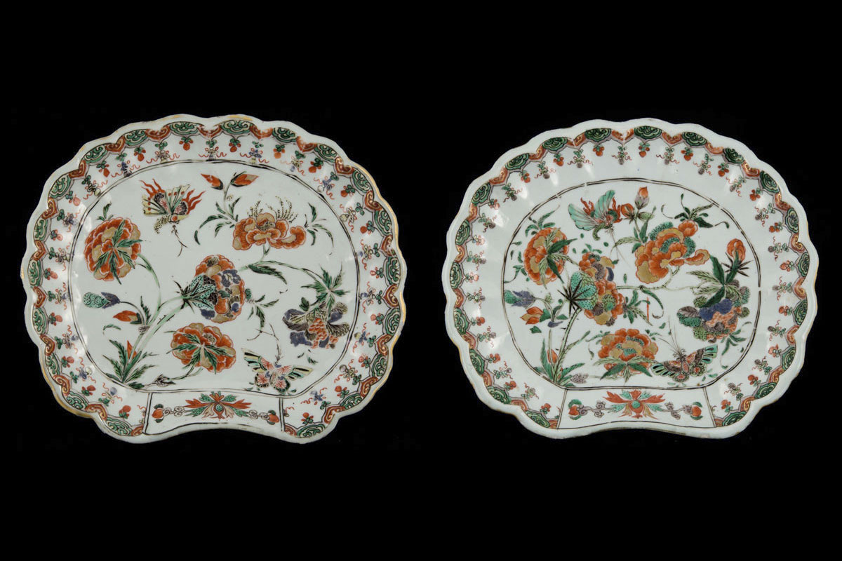 Kangxi pair of serving dishes