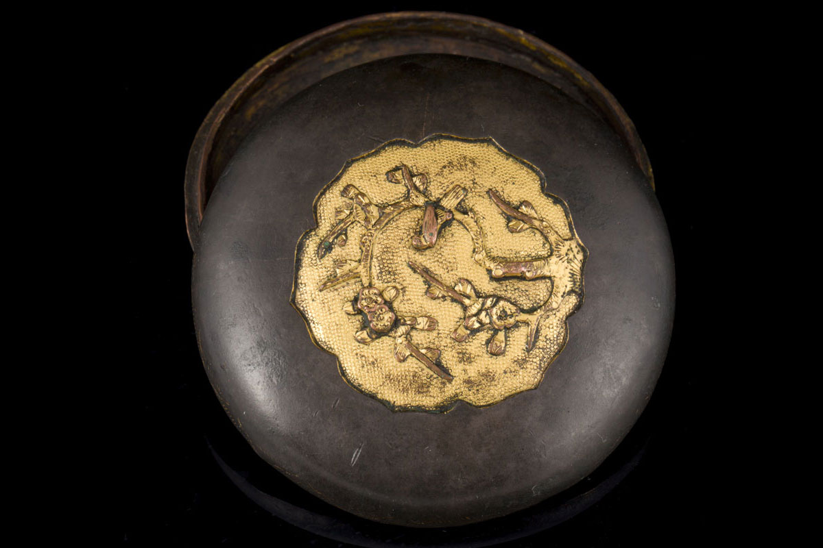 Kangxi Scholar's sawasa seal-paste box