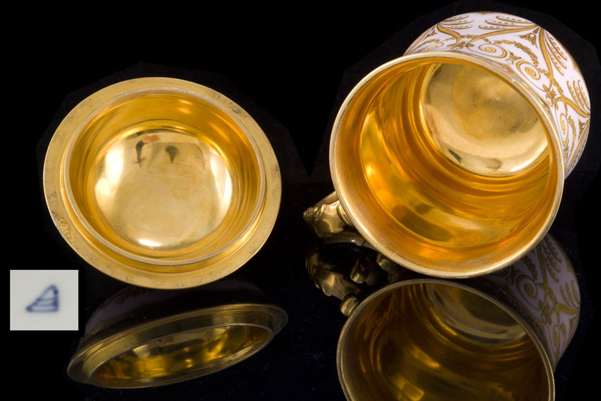 Vienna early 19th century cup and cover for the Ottoman market