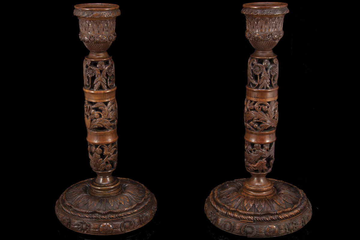 A pair of nut Pondichéry high candlesticks