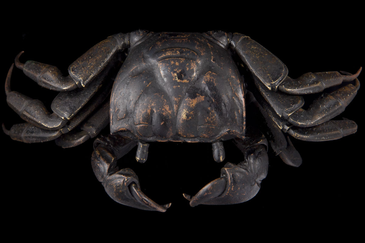 A Japanese articulated bronze crab